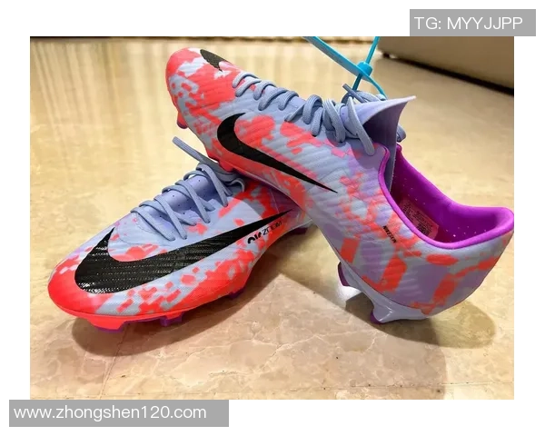 足球明星为何不愿意赠送鞋子给粉丝背后的原因解析 足球明星为何不愿意赠送鞋子给粉丝背后的原因解析