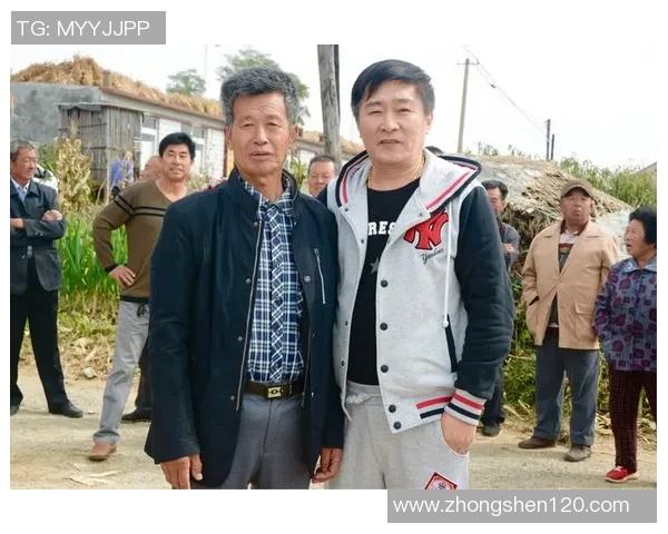 足球明星归乡之旅重温故土情怀与家乡的温暖回忆 足球明星归乡之旅重温故土情怀与家乡的温暖回忆