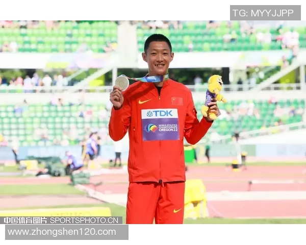 杭州乒乓球队总决赛背后的奋斗故事与荣耀时刻